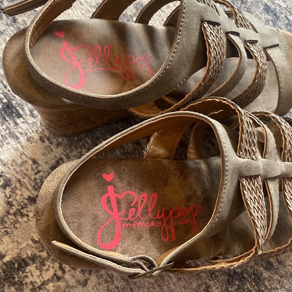 Jelly pop wedged sandals - Picture 3 of 3